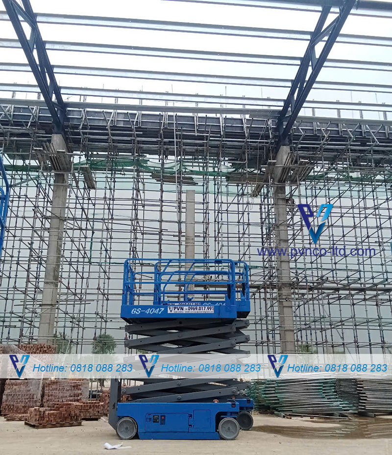 Cho thuê xe nâng người cắt kéo tại Hà Nam